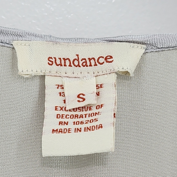 Sundance Women's Sylvana Velvet Embroidered Floral Half Sleeve Gray Top Sz S - Picture 5 of 7